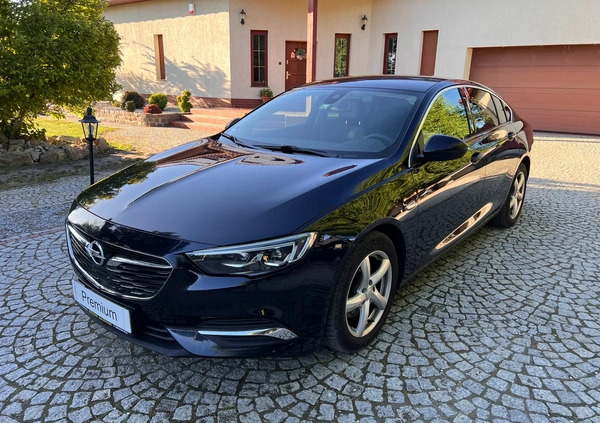 Opel Insignia cena 60900 przebieg: 179000, rok produkcji 2019 z Brwinów małe 232